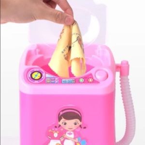Eyelash/make up brush washer